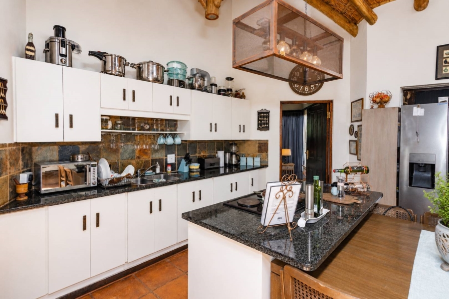 8 Bedroom Property for Sale in Kshane North West